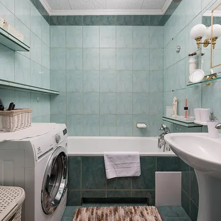 National Stadium Comfy By Bookinghost Lägenhet