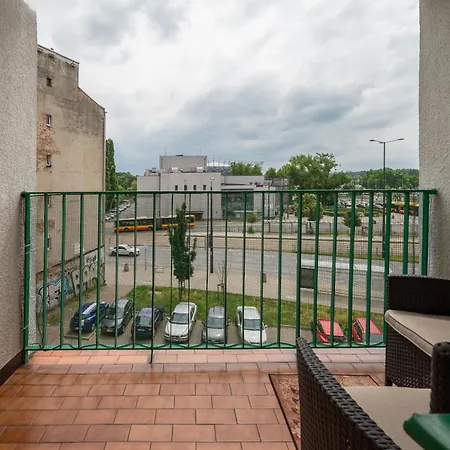 National Stadium Comfy By Bookinghost