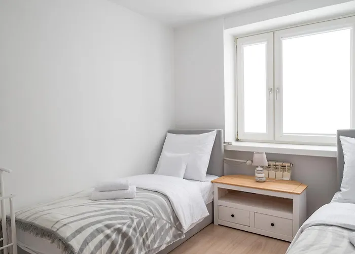 National Stadium Comfy By Bookinghost