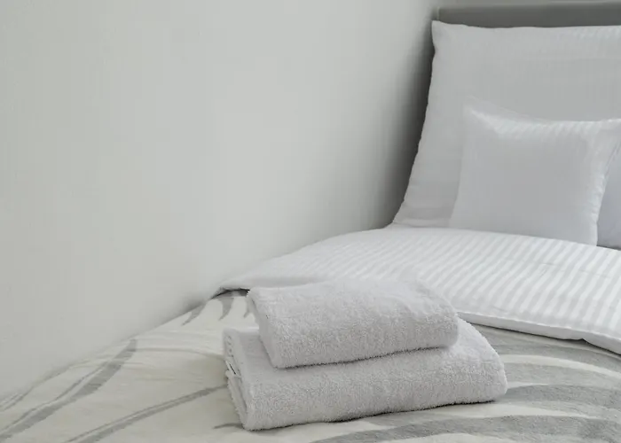 National Stadium Comfy By Bookinghost